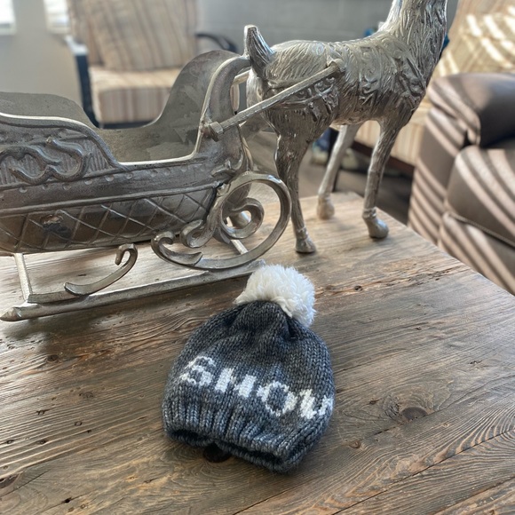 NWOT-Nardi & Tagliaferri Winter Snow Beanie - Picture 1 of 5